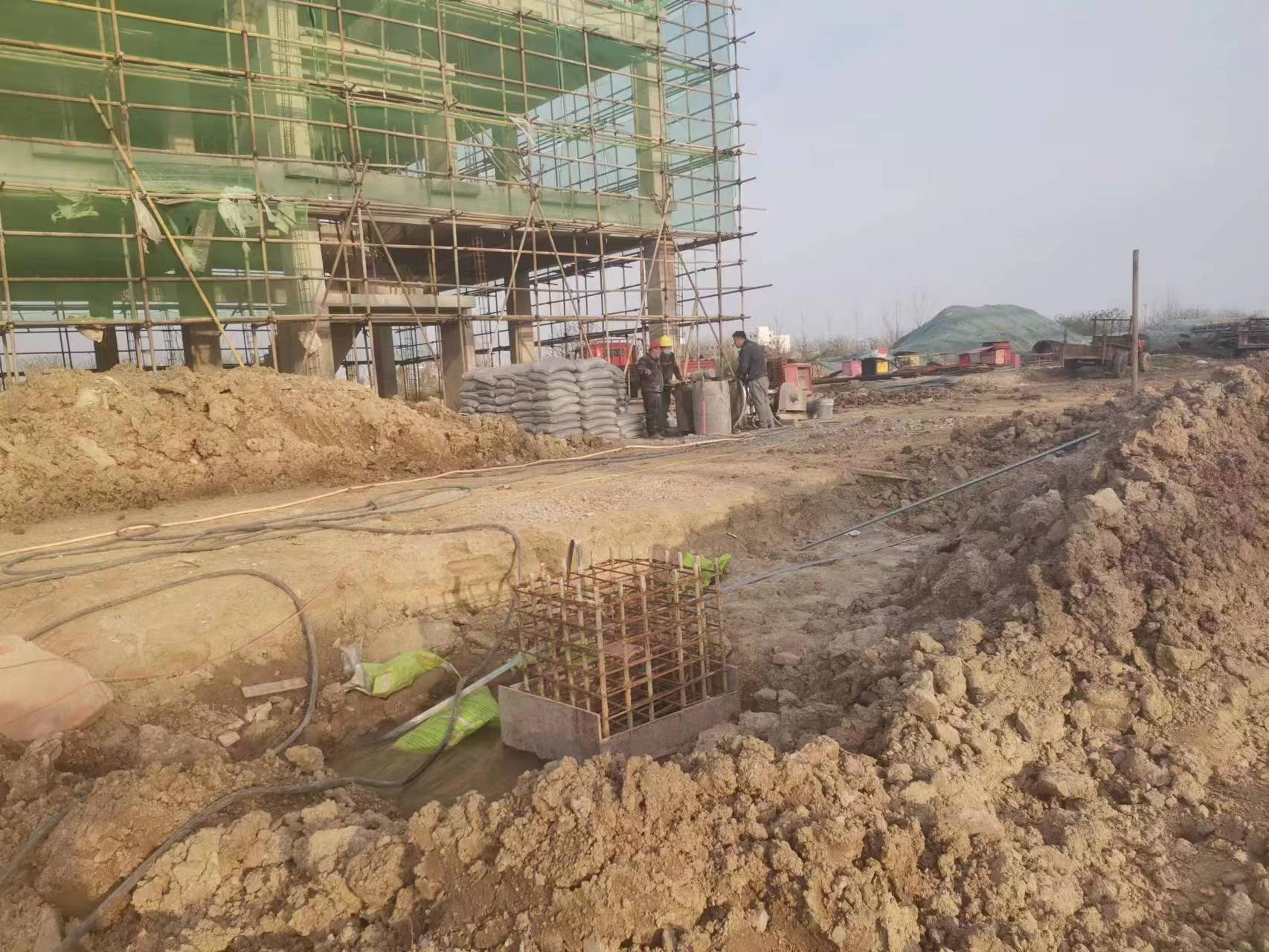 建宁当桥梁出现裂缝的时候应该及时加固修补